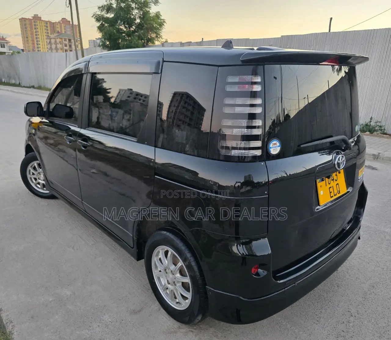 Toyota Sienta 2007 Black