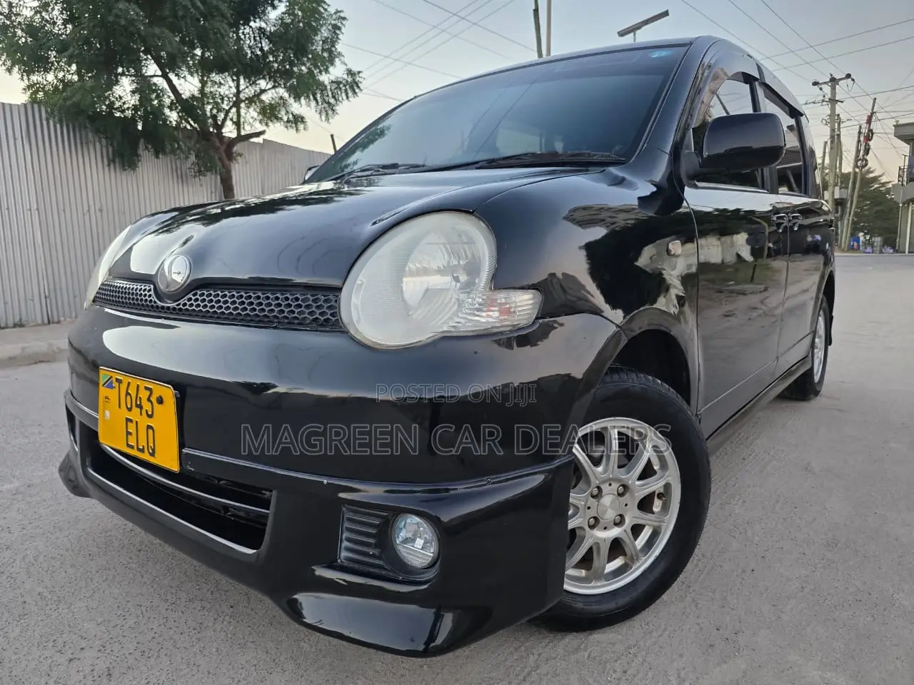 Toyota Sienta 2007 Black