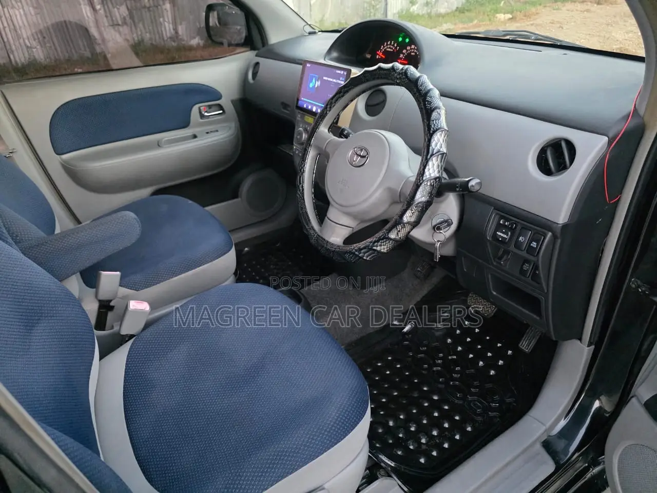 Toyota Sienta 2007 Black