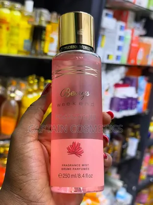 Berrys Weekend Pink Edition – Harufu Ya Mwanamke Mwenye Urembo