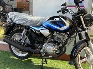 New Bajaj Boxer 125 2023 Black