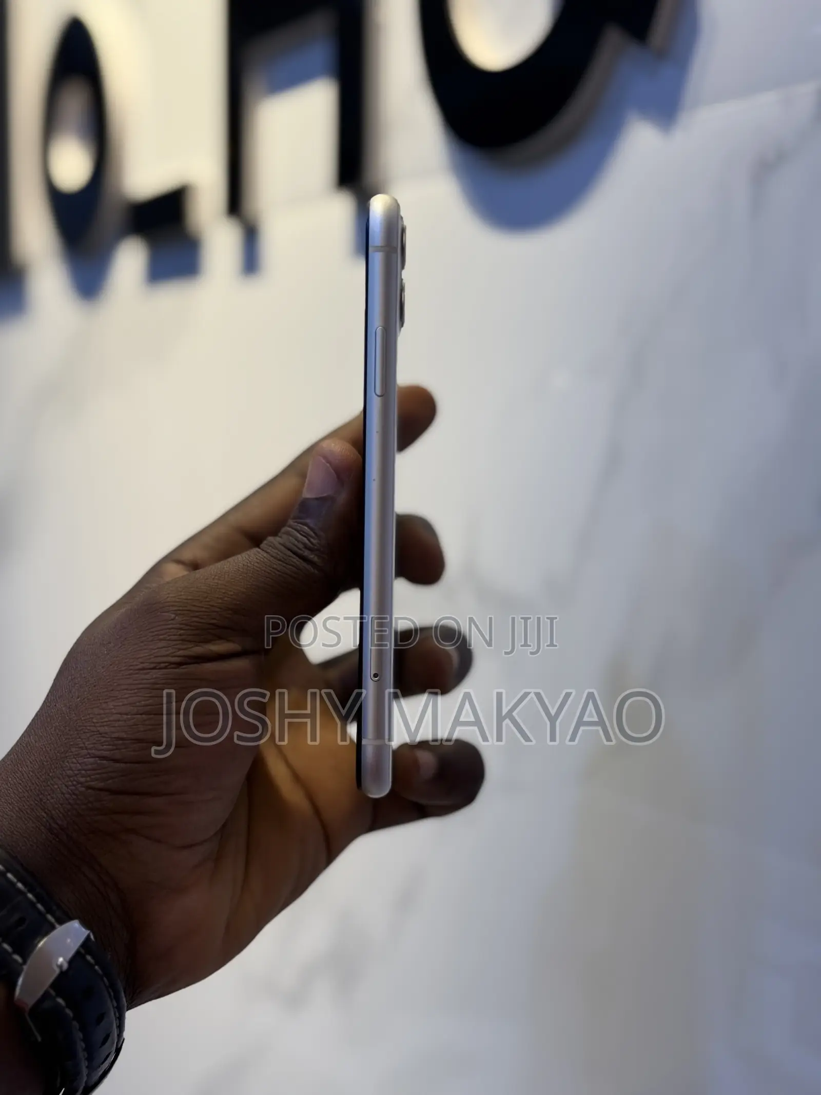 Apple iPhone 11 64 GB White