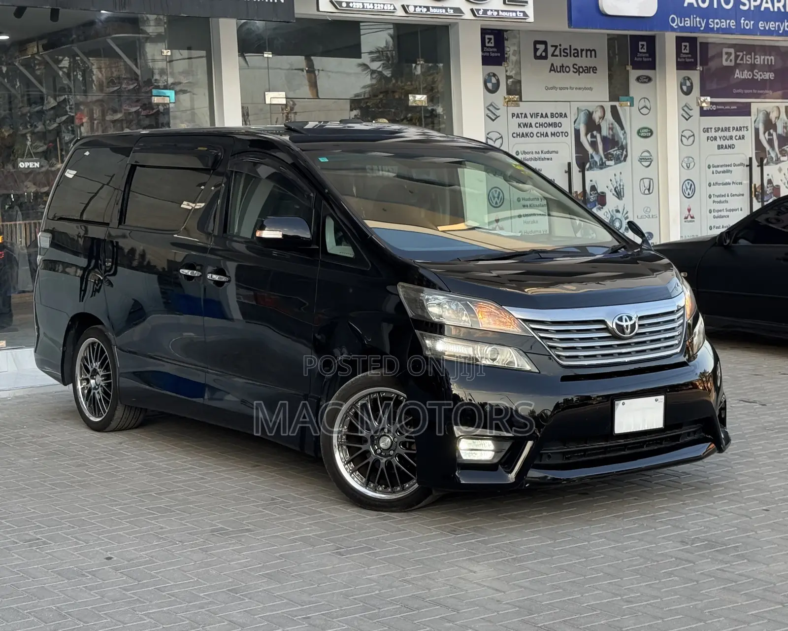 Toyota Vellfire 2010 Black