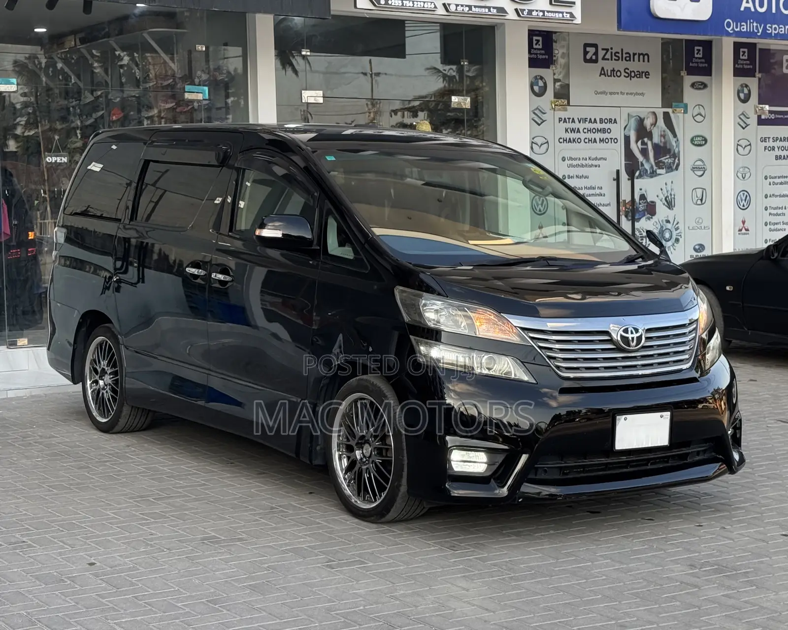 Toyota Vellfire 2010 Black