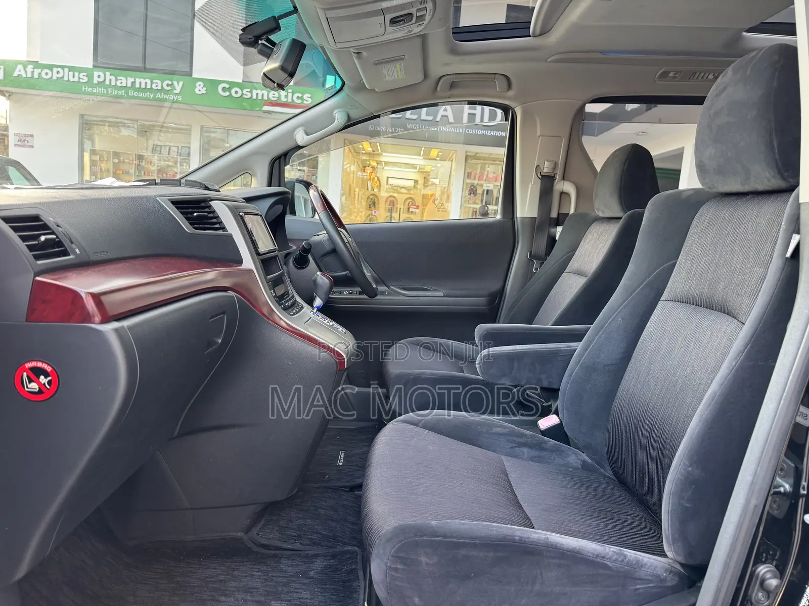 Toyota Vellfire 2010 Black