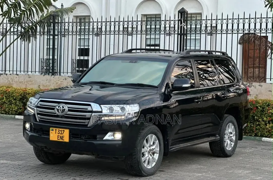 Toyota Land Cruiser 2021 Black