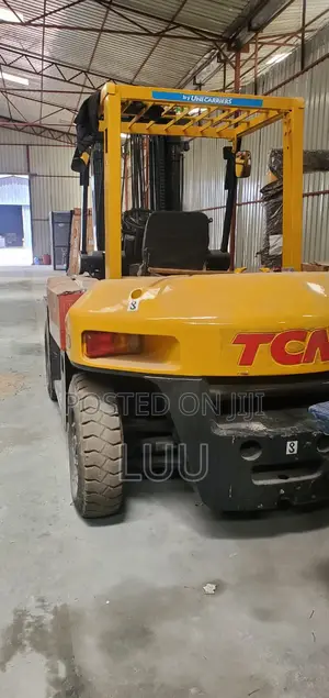 Forklift Inauzwa Mpya Kabisa Haijawai Kutumika