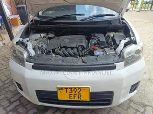 Toyota Rumion 1.5 FWD 2023 White
