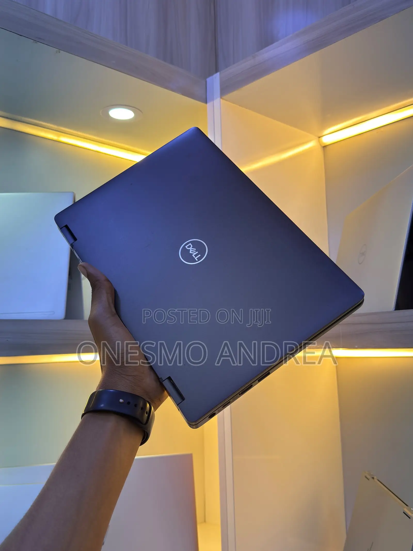 Laptop Dell Latitude 5300 2-in-1 16GB Intel Core i7 SSD 256GB