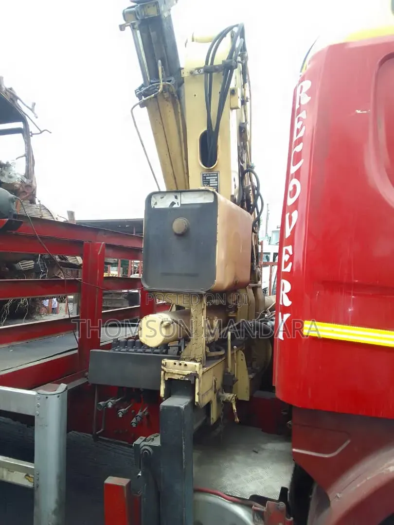Scania P270 With Crane 6tons