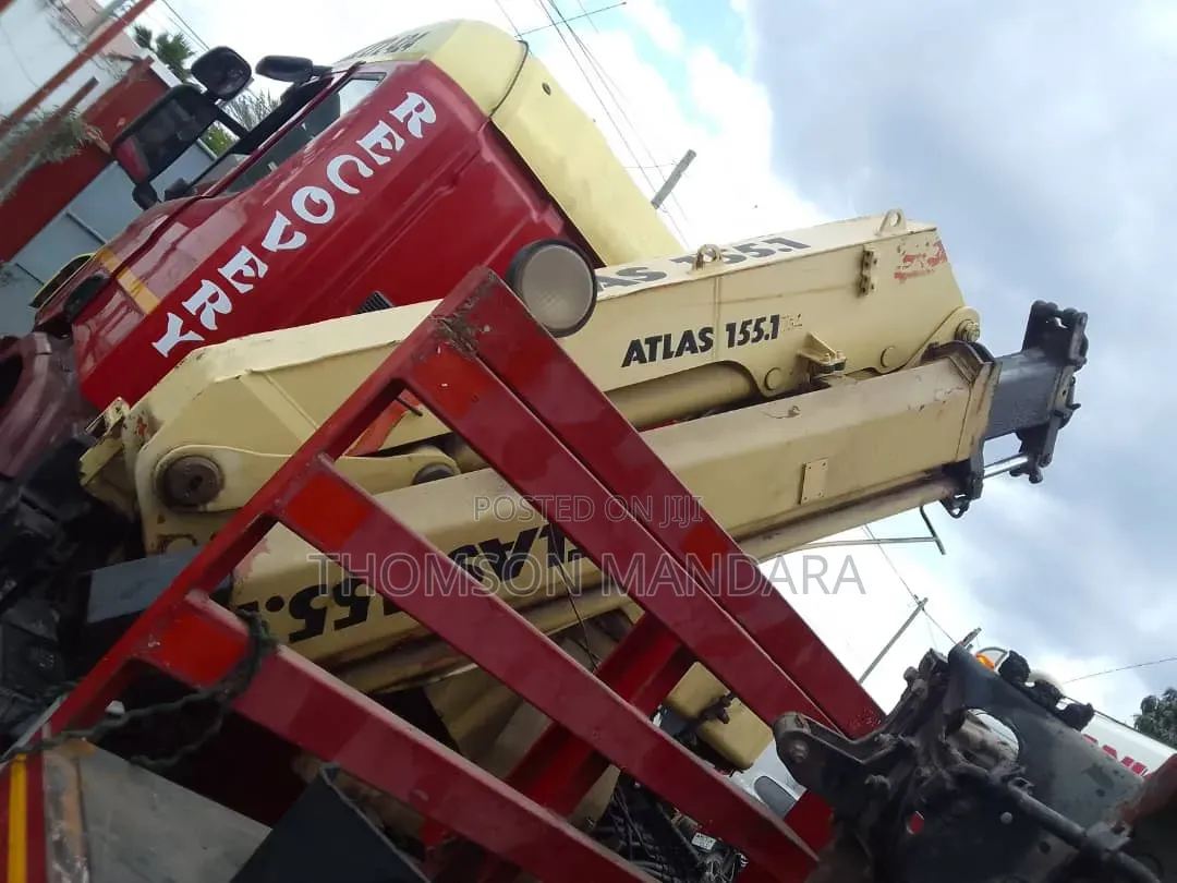 Scania P270 With Crane 6tons