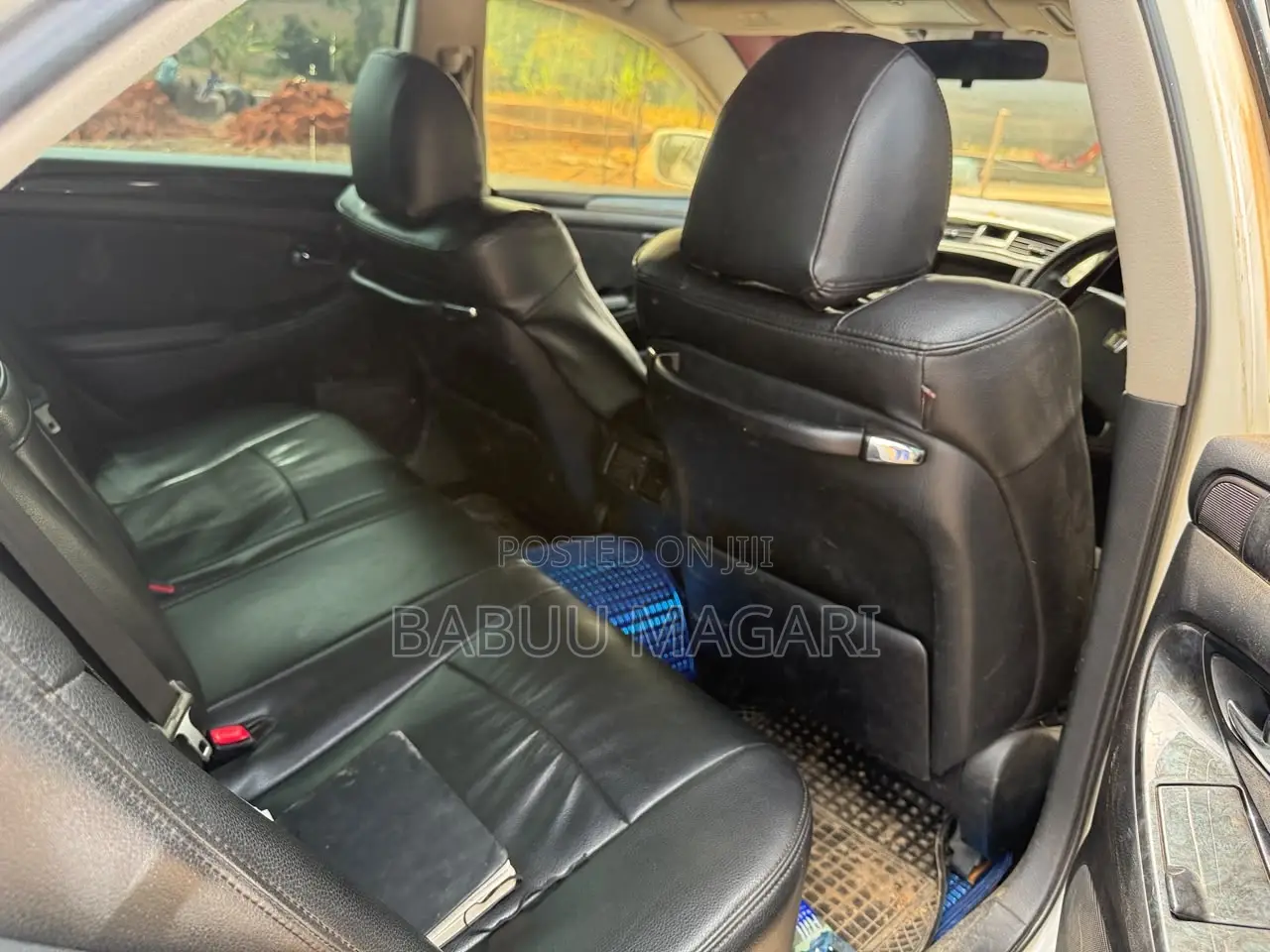 Toyota Crown 2006 White