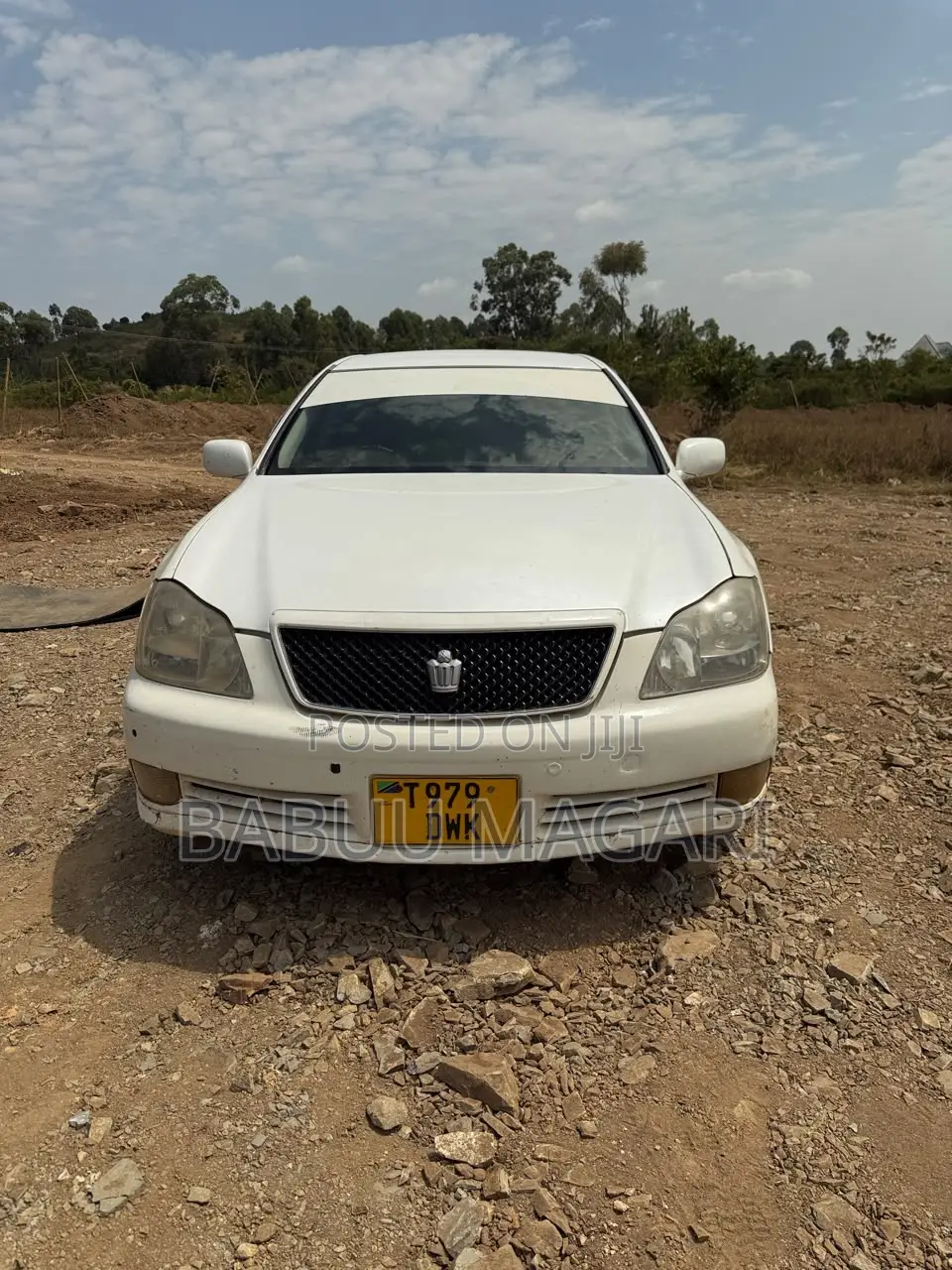 Toyota Crown 2006 White