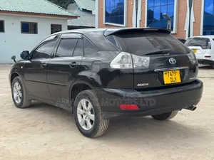 Toyota Harrier 2004 Black