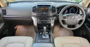 Toyota Land Cruiser 2008 Black