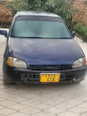 Toyota Starlet 1996 Blue