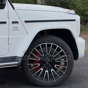 Mercedes-Benz G-Class 2021 White