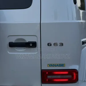 Mercedes-Benz G-Class 2021 White