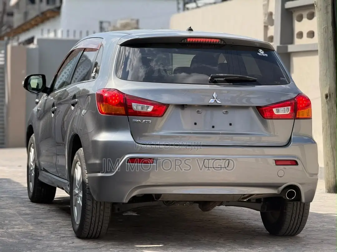 Mitsubishi RVR 2010 Gray