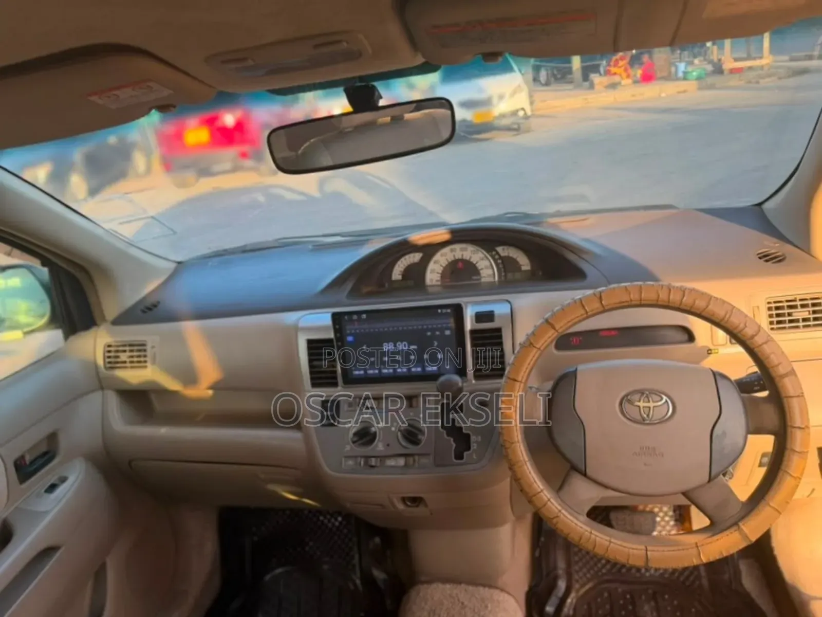 Toyota Raum 2005 Silver