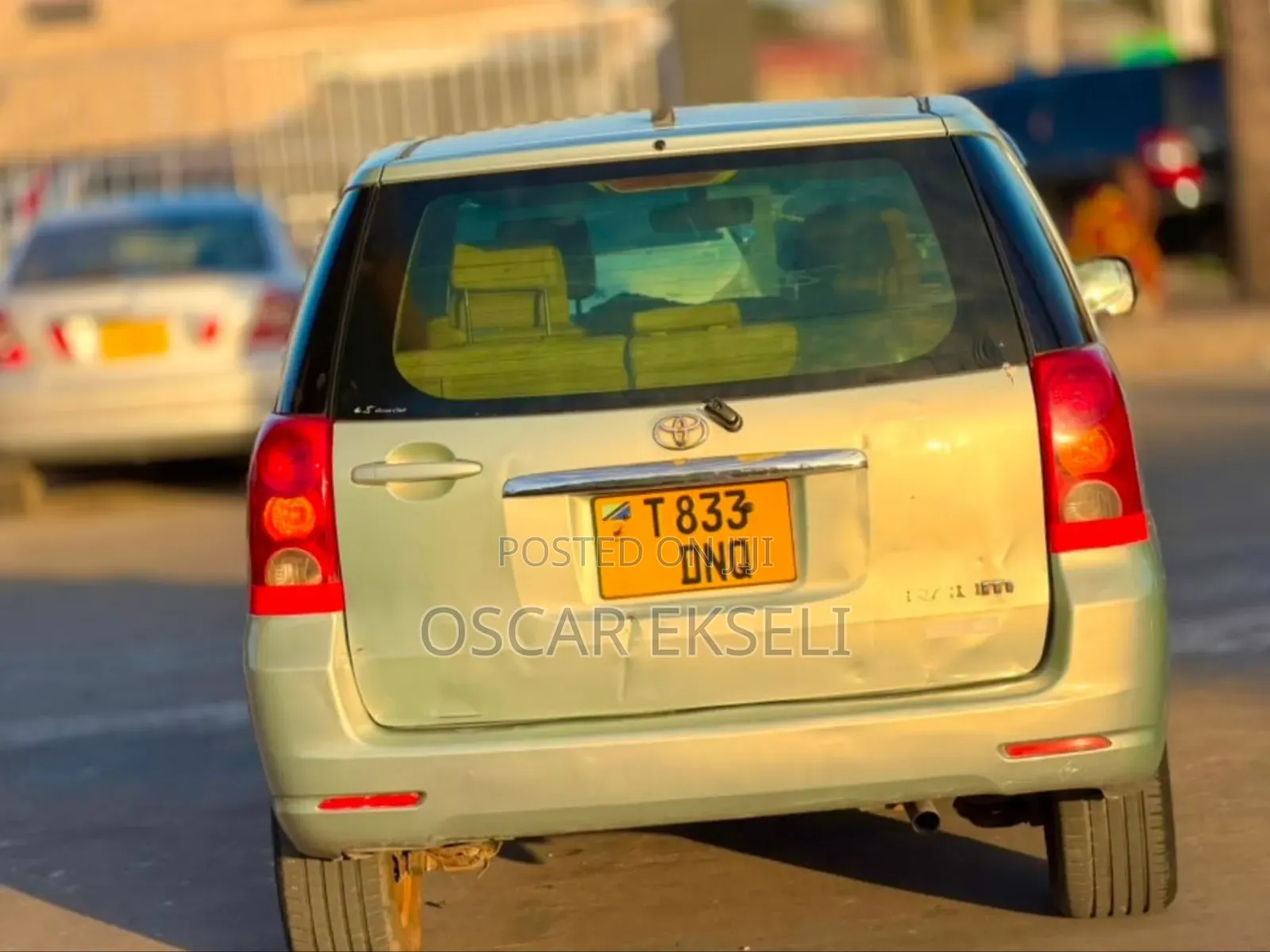 Toyota Raum 2005 Silver