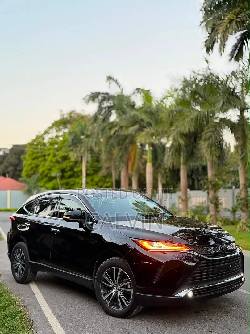 Toyota Harrier 2021 Black