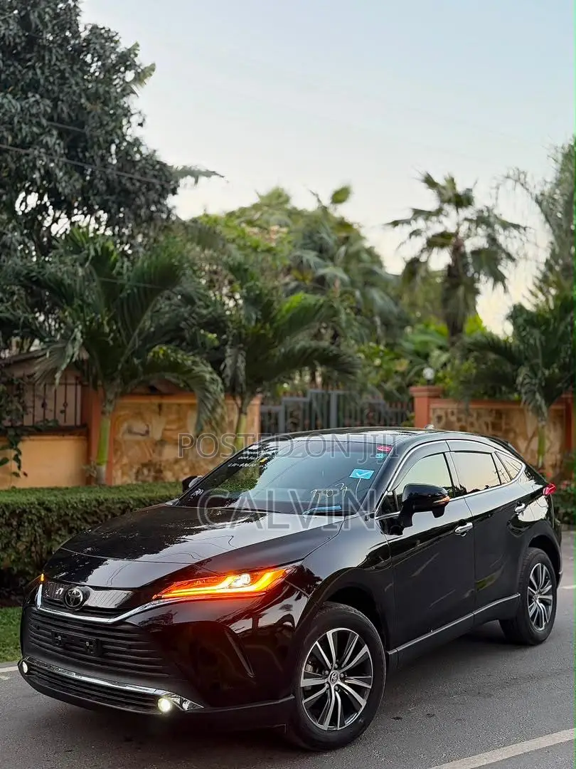 Toyota Harrier 2021 Black
