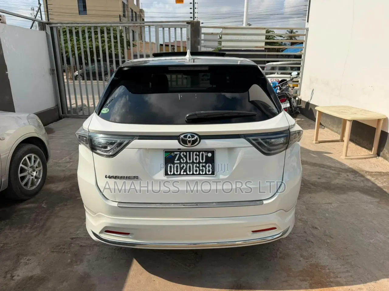 Toyota Harrier 2015 White