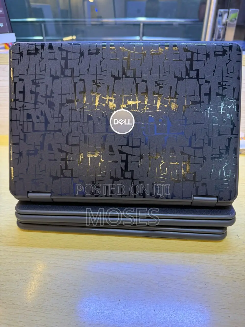 Laptop Dell Latitude 3190 2-in-1 8GB Intel Celeron SSD 128GB