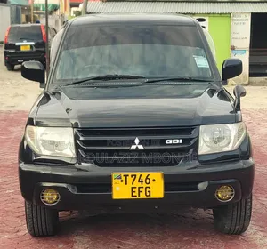 Mitsubishi Pajero 2008 Black