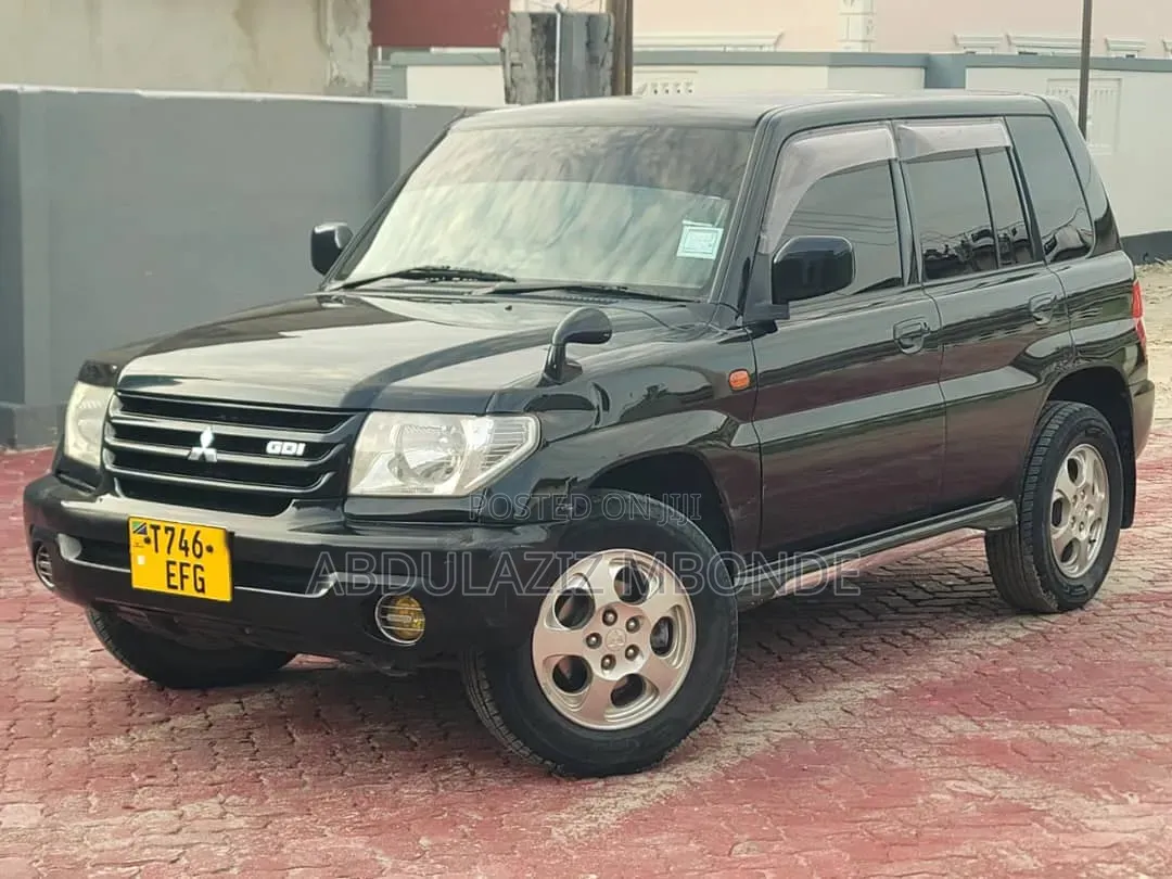 Mitsubishi Pajero 2008 Black