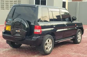Mitsubishi Pajero 2008 Black