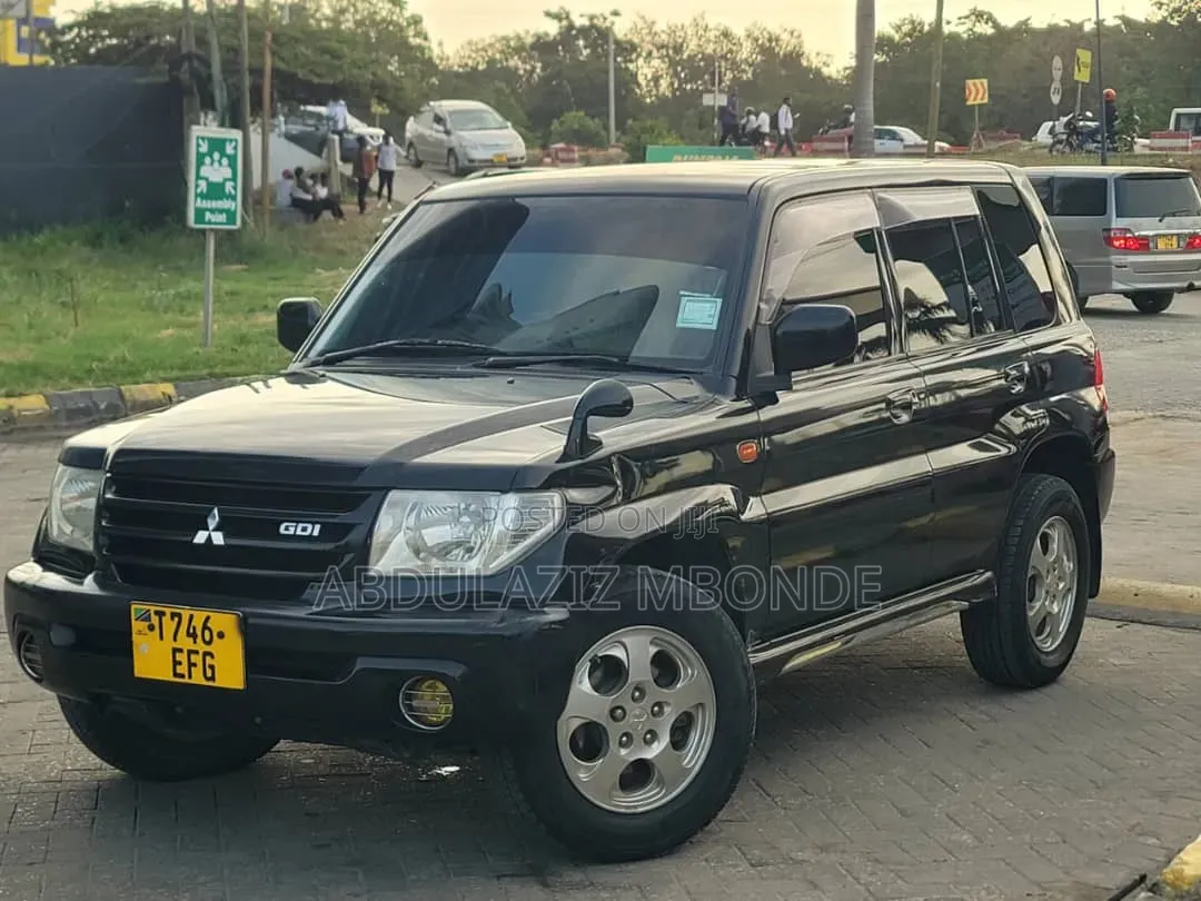 Mitsubishi Pajero 2008 Black
