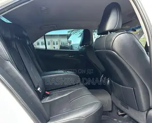 Toyota Crown 2014 White