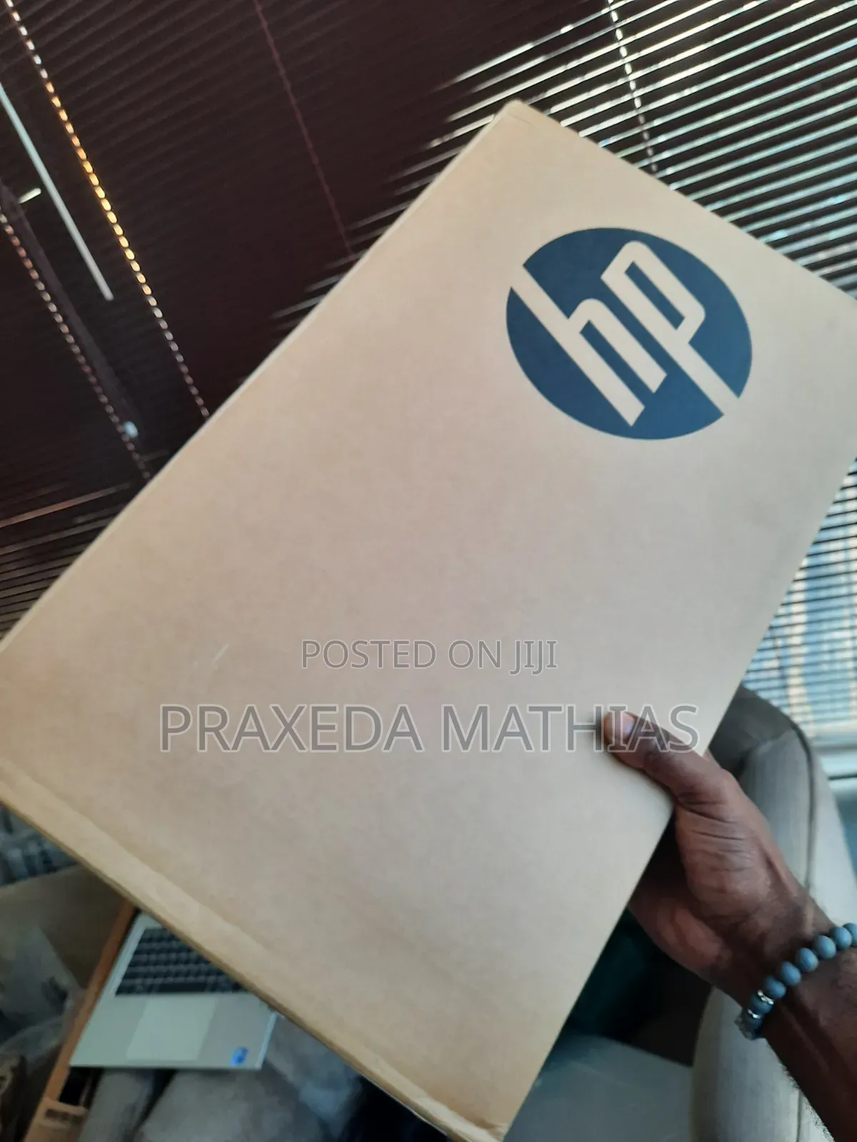 New Laptop HP EliteBook 640 G11 16GB Intel Core i7 SSD 512GB