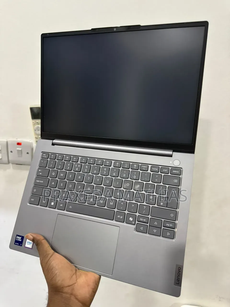 Laptop Lenovo Thinkbook 14 16GB Intel Core Ultra 7 SSD 512GB