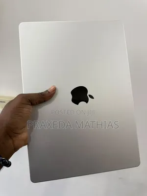 Laptop Apple MacBook Pro 2024 M4 16GB Apple M4 SSD 512GB