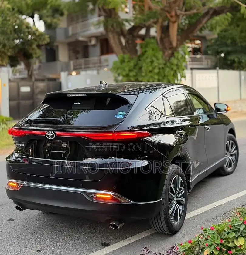 Toyota Harrier 2021 Black