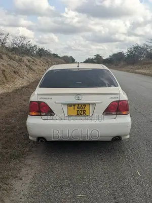 Toyota Crown 2007 White