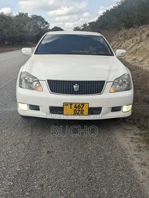 Toyota Crown 2007 White