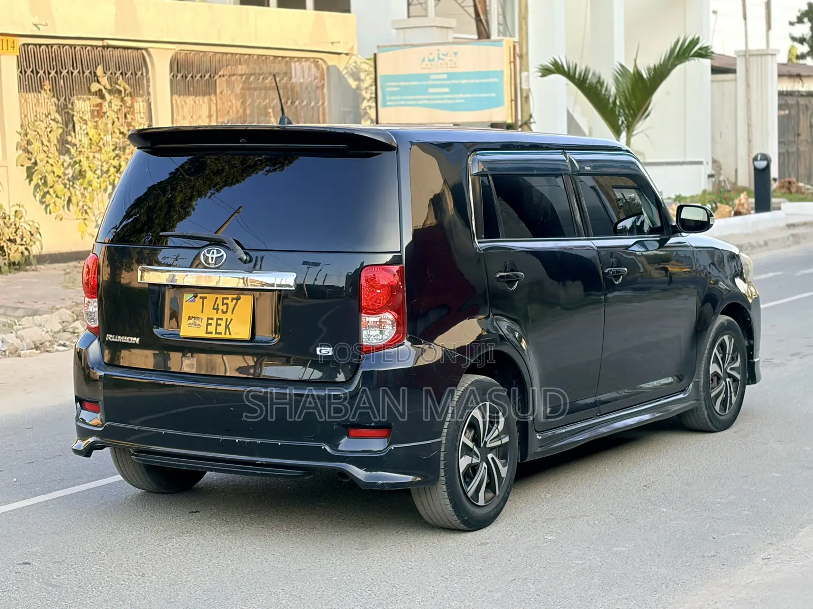 Toyota Corolla Rumion Hatchback 1.5 FWD 2008 Black