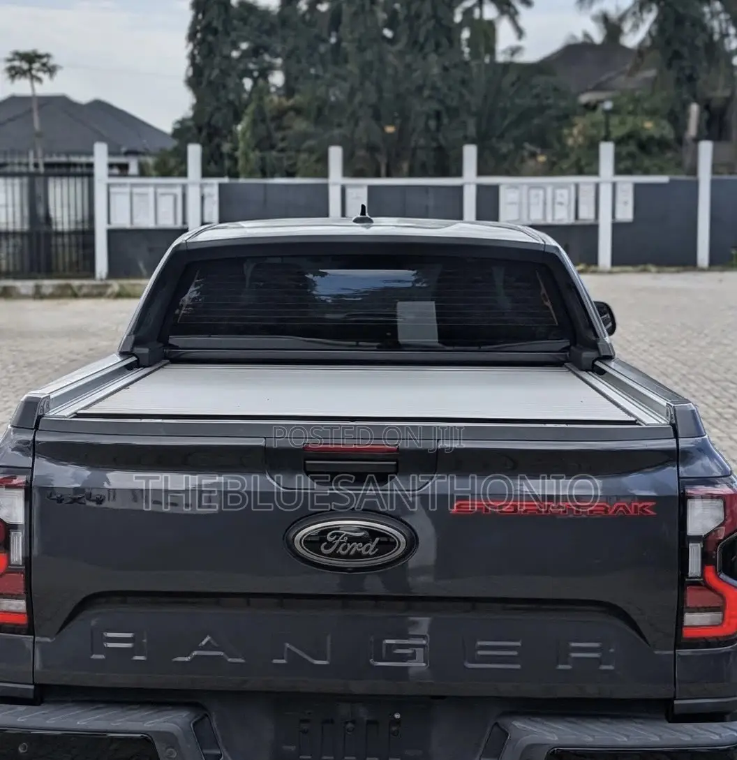 Ford Ranger Wildtrak 2023 Gray
