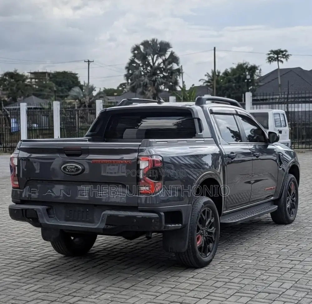 Ford Ranger Wildtrak 2023 Gray
