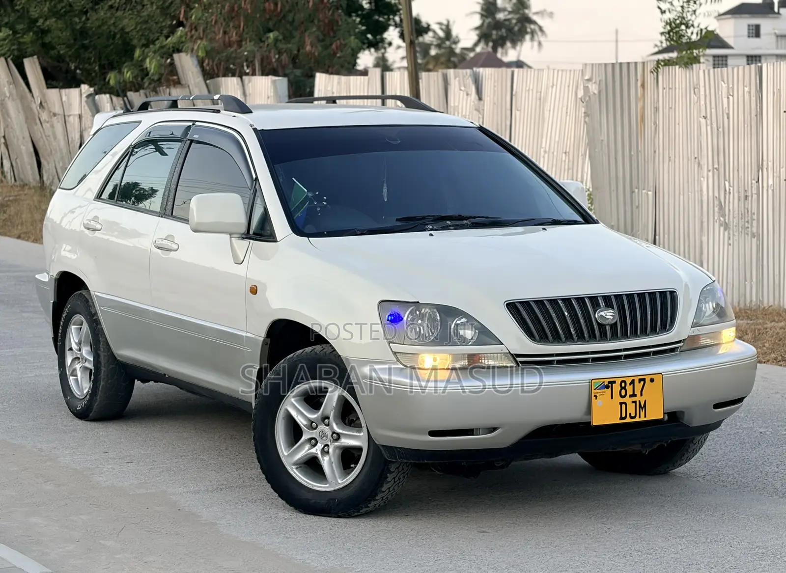 Toyota Harrier 2.4 2005 White