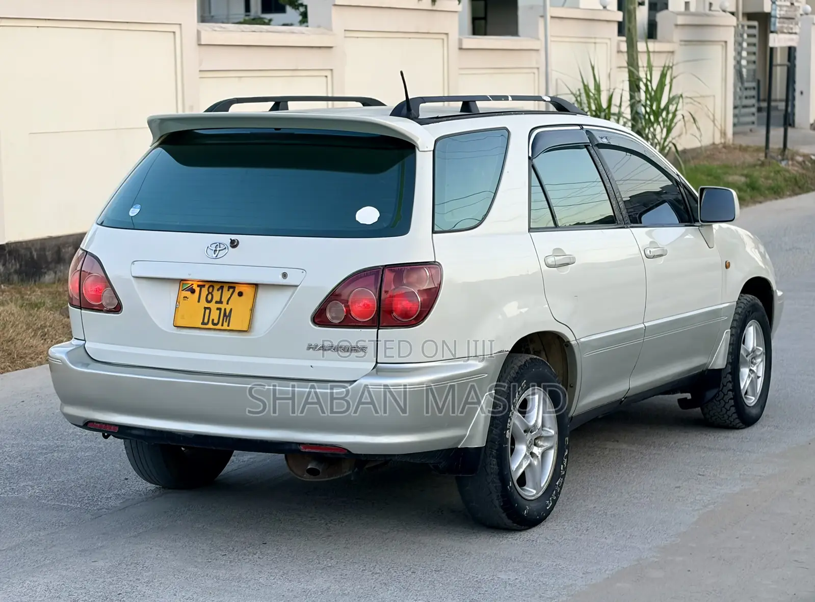 Toyota Harrier 2.4 2005 White