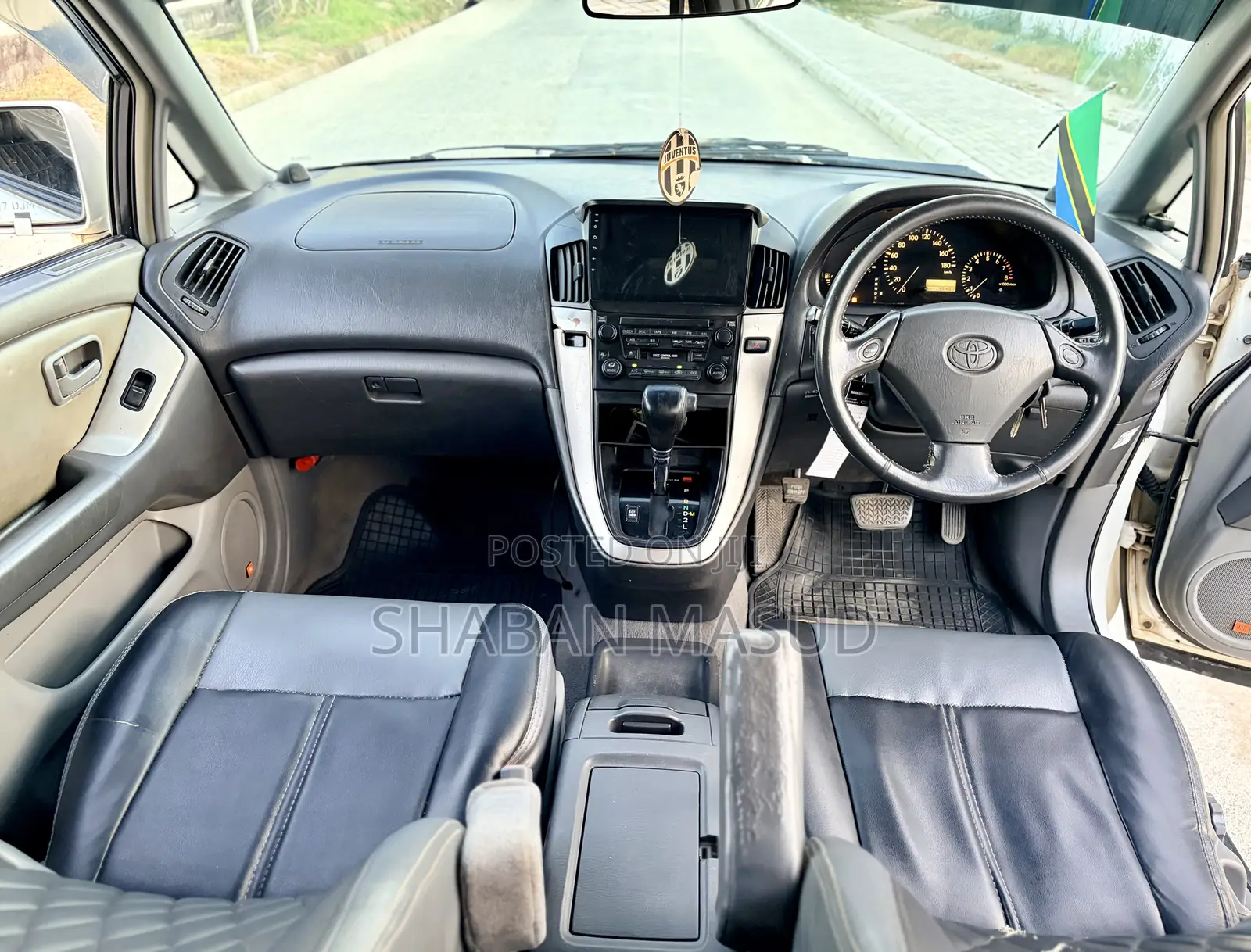 Toyota Harrier 2.4 2005 White