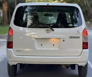 Toyota Probox 2015 White