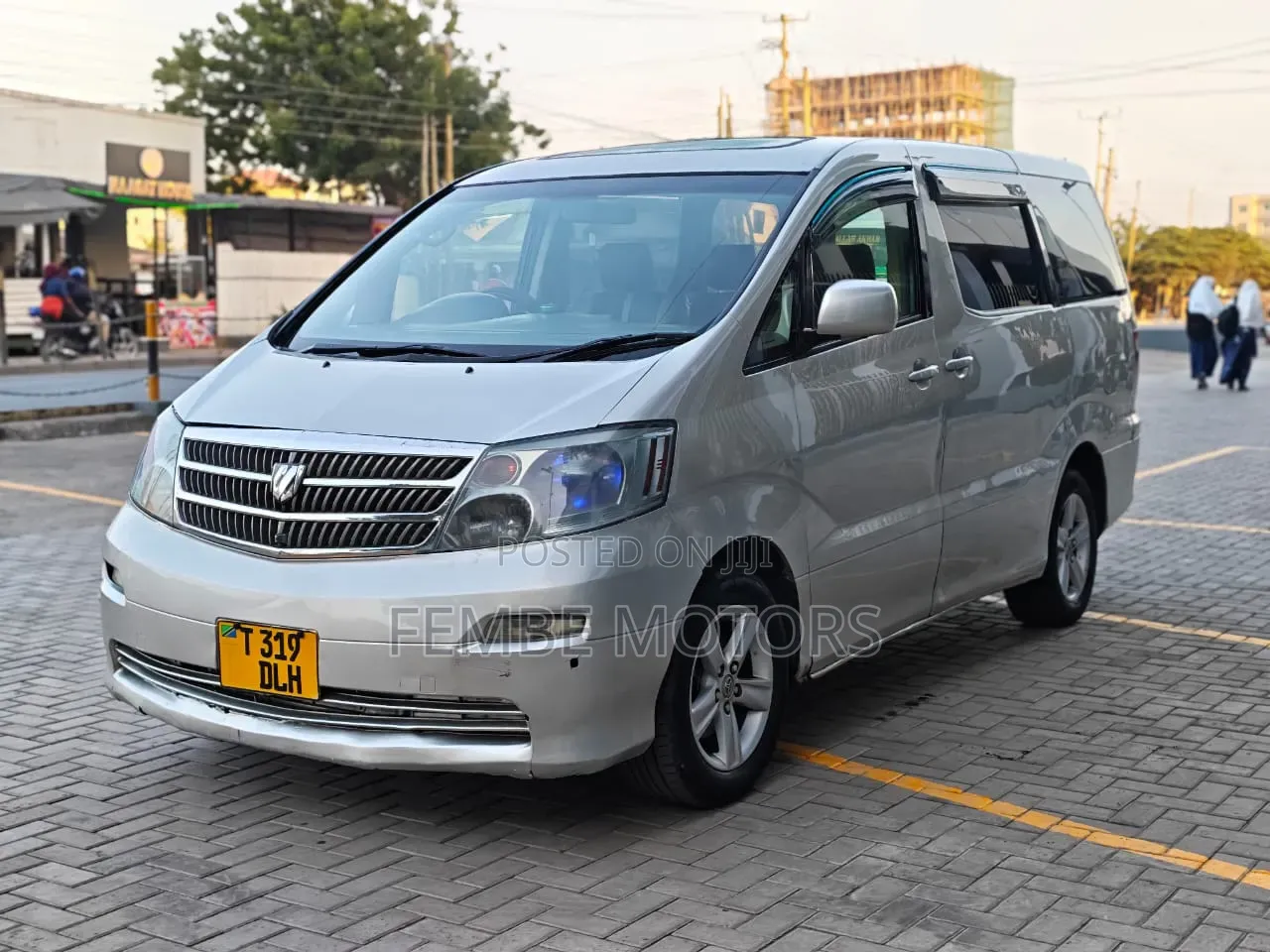 Toyota Alphard 2005 Silver