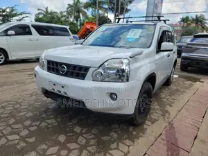 Nissan X-Trail 2010 White
