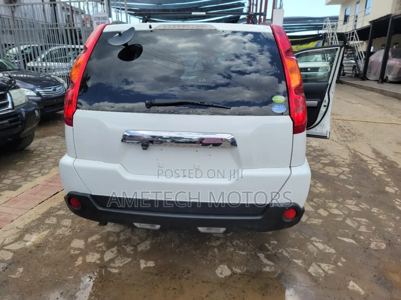 Nissan X-Trail 2010 White